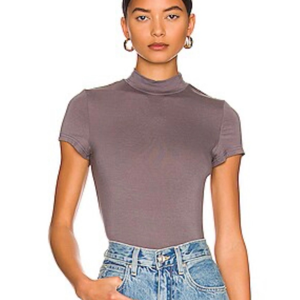 ALL THE WAYS Aleska Baby Tee in Charcoal